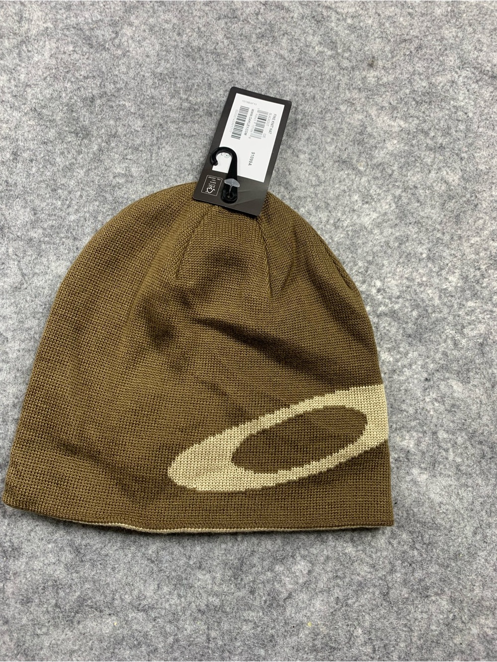 Oakley Beanie Brown White Reversible Ellipse Logo Y2K Winter Hat